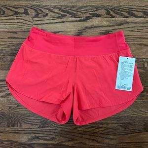 NWT Lululemon speed up short, size 8